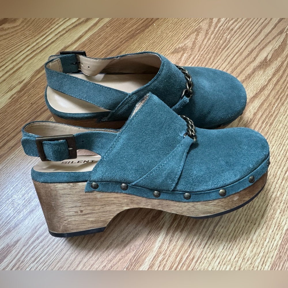 Anthropologie Silent D blue suede clogs, 37